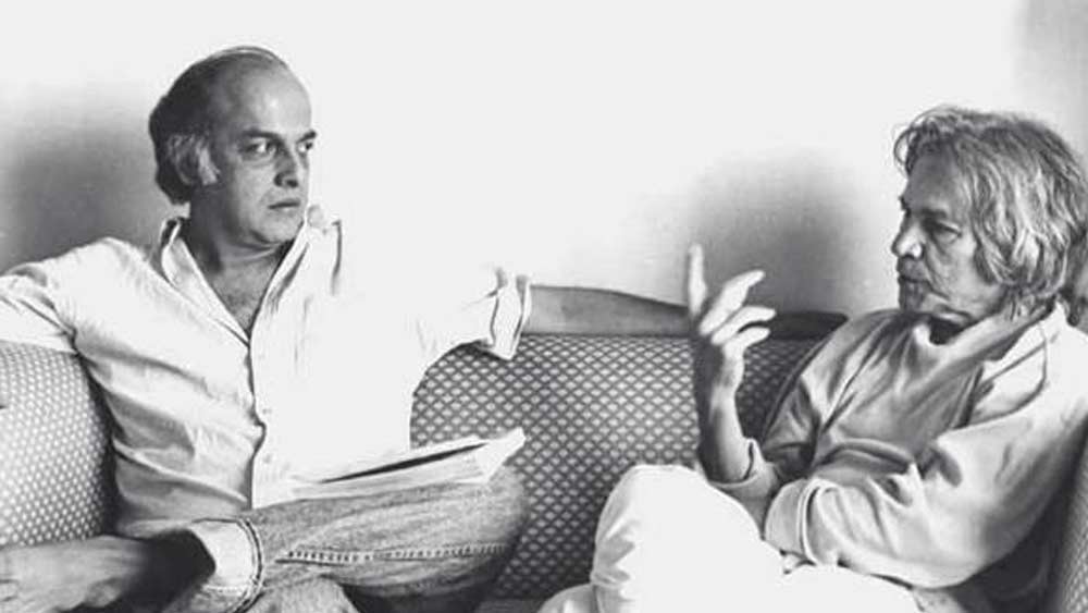 কোনও বিতর্কই রুদ্ধ করতে পারেনি তাঁর গতি। ছবি এবং ব্যক্তিগত জীবন, দুই দিকই এগিয়েছে তাঁর নিজের শর্তে। স্পষ্ট জানিয়েছেন, তিনি ছবি করেছেন অর্থ রোজগারের জন্য ।