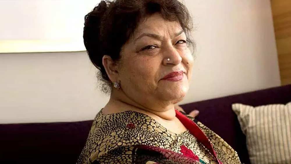 নির্মলার কেরিয়ার শুরু হয়েছিল অভিনয় দিয়ে। তিন বছর বয়সি নির্মলাকে পর্দায় প্রথম দেখা গিয়েছিল ‘নজরানা’ ছবিতে। ছবির নায়িকা শ্যামার শৈশবের ভূমিকায় দেখা গিয়েছিল তাঁকে। পঞ্চাশের দশকে আবার সিনেমার দুনিয়ায় ফিরে এলেন তিনি। এ বার নেপথ্য নৃত্যশিল্পীর ভূমিকায়।