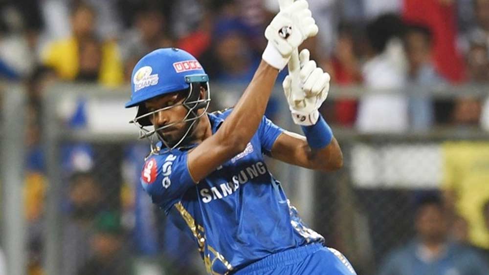 হার্দিক পাণ্ড্য: এর পর অলরাউন্ডার হিসেবে আছেন বডোদরার এই ক্রিকেটার। জোরে শট মারতে পারেন। ছয় মারার ক্ষমতা রয়েছে তাঁর। ফলে দ্রুত রানের জন্য ব্যাট চালাতে পারবেন। পাশাপাশি, পেস বোলিংয়েও ভরসা দিতে পারেন।