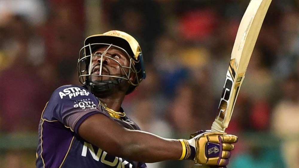 আন্দ্রে রাসেল: দলের তৃতীয় বিদেশি এই ক্যারিবিয়ান অলরাউন্ডার। বিস্ফোরক রাসেল একাই ম্যাচের ধারা বদলাতে পারেন পাওয়ার হিটিংয়ে। অবিশ্বাস্য শক্তি তাঁর। ৩৩.৩৩ গড়ে ১৪০০ রান এসেছে তাঁর ব্যাটে। স্ট্রাইক রেট চোখ কপালে তোলার মতোই, ১৮৬.৪১। সঙ্গে রয়েছে ৫৫ উইকেট।