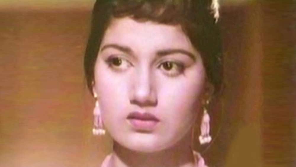 ১৯৬১ সালে ইরানির পরিচালনায় নাজিমা অভিনয় করেন ‘উমর কয়েদ’ ছবিতে। এর পর প্রমোদ চক্রবর্তীর পরিচালনায় ‘জিদ্দি’ ছবিতে তাঁর অভিনয় প্রশংসিত হয়। রামানন্দ সাগর পরিচালিত ও প্রযোজিত ‘আরজু’ ছবিতে অভিনয় করে সেরা পার্শ্বনায়িকা হিসেবে বিএফজেএ পুরস্কার পান।