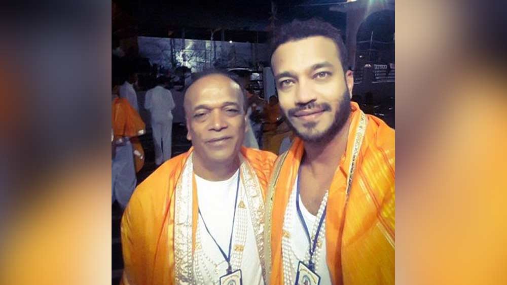 মহাবীর ইনস্পায়ার গোষ্ঠীর অন্যতম কর্ণধার তিনি। ওয়াশেরি, লজিস্টিক, পাওয়ার প্লান্ট, রিয়্যাল এস্টেট, হিরে ব্যবসার সঙ্গে যুক্ত এই গোষ্ঠী। রায়পুরে একটি ডেন্টাল কলেজও রয়েছে তাঁদের।