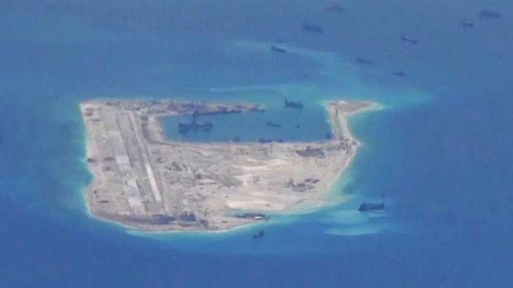 মালয়েশিয়া: দক্ষিণ চিন সাগরের পাঁচটি দ্বীপ মালয়েশিয়ার নিয়ন্ত্রণে। এগুলির অধিকার নিয়ে বেজিংয়ের সঙ্গে মতভেদ রয়েছে কুয়ালা লমপুরের।