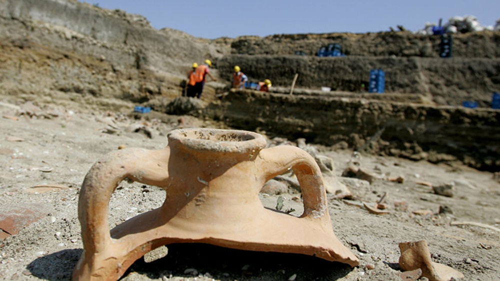 তাই অসবোর্নের আশা, ‘‘খনন কার্য আরও ব্যাপক হারে শুরু হলে এর ভিতর প্রাসাদ, স্থাপত্যে, বাড়ি-ঘরের নিদর্শন পাওয়া যাবে।’’