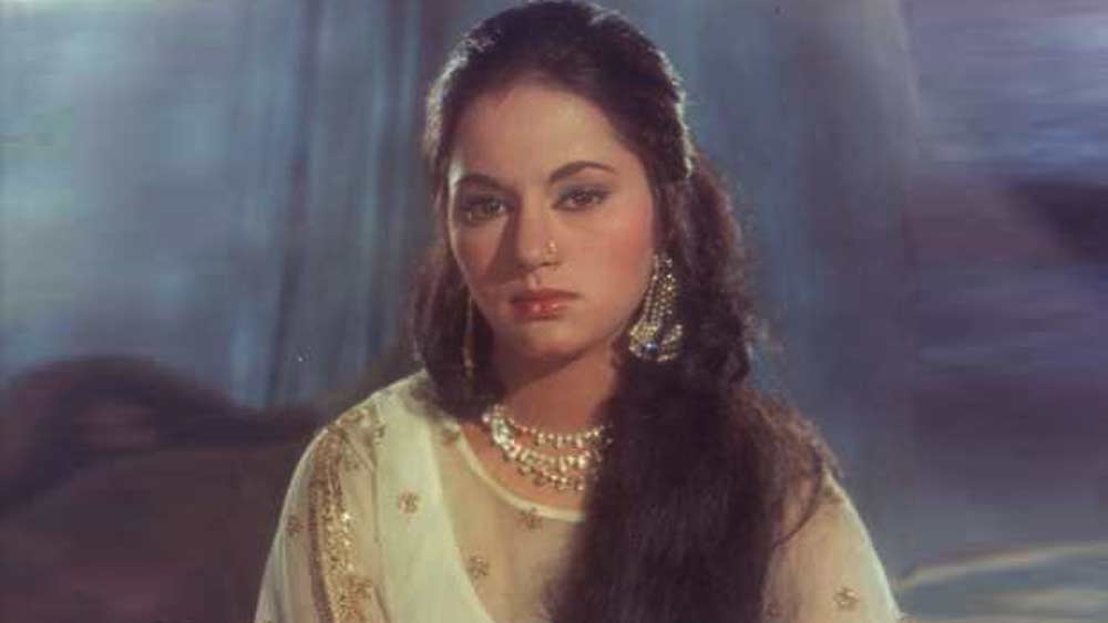 ১৯৫৬-র ২২ সেপ্টেম্বর রঞ্জিতার জন্ম ২২ সেপ্টেম্বর, পটিয়ালায়। তাঁর বাবা ছিলেন সরকারি অফিসার। এক ভাই এবং চার বোনের সঙ্গে রঞ্জিতার শৈশব কেটেছিল পটিয়ালা শহরে। রঞ্জিতার আর এক বোন রুবিনাও ছিলেন হিন্দি ছবির নায়িকা।