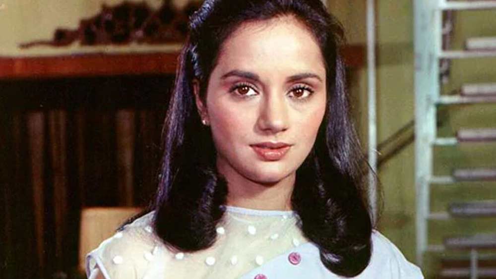 নব্বইয়ের দশকের মাঝে তিনি কিছু টিভি সিরিয়ালেও অভিনয় করেছিলেন। তারপর প্রায় দেড় দশক পরে আবার ফিরে আসেন ইন্ডাস্ট্রিতে। ২০০৫ সালে অভিনয় করেন ‘অনজানে: দ্য আননোন’ ছবিতে।