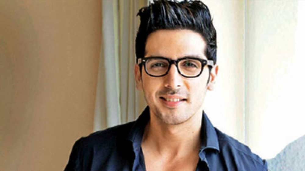 ‘চুরা লিয়া হ্যায় তুমনে’ বক্স অফিসে চলেনি। এরপর ‘ম্যায়ঁ হুঁ না’ এবং ‘লাকি’ ছবিতে অভিনয় করেছিলেন জায়েদ। কিন্তু ইন্ডাস্ট্রিতে নিজের জায়গা তৈরি করতে ব্যর্থ তিনি।