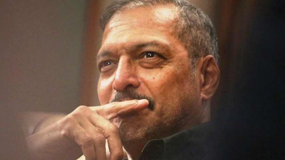 মুম্বই পুলিশের নির্দেশেই আন্ডারকভার এজেন্ট হিসেবে কাজ করেছিলেন নানা পটেকর। সে সময় মুম্বই এবং তার সংলগ্ন এলাকায় নজরদারি চালাতেন নানা।