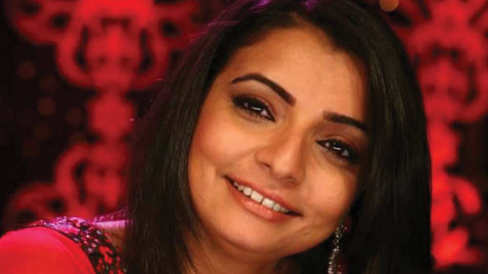 বৈভবীর মতে, তাঁদের মনে হয়েছিল জীবনসঙ্গী হওয়ার থেকে বন্ধু হয়েই তাঁরা ভাল থাকবেন। সেই সিদ্ধান্তই তাঁরা নিয়েছেন। দু’জনেই একে অন্যের কাজের উপর শ্রদ্ধাশীল এবং ভাল বন্ধু। তবে আশ্চর্যের বিষয়, দু’জনের কেউই এখনও বিয়ে করেননি।