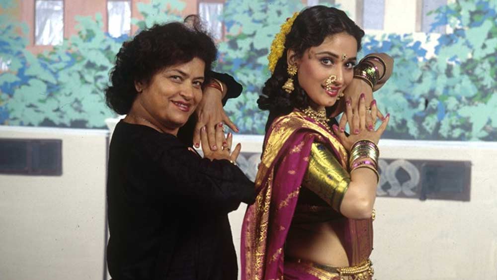 এই পরিস্থিতিতে সরোজ পাশে পেয়েছিলেন সুভাষ ঘাইকে। সরোজের কাজের সুখ্যাতি শুনে তিনি তাঁকে সুযোগ দিয়েছিলেন ‘বিধাতা’ ছবিতে। সেখানে একটি মাত্র গানের কোরিয়োগ্রাফি করেছিলেন সরোজ। সে কাজ এতই পছন্দ হয়েছিল সুভাষের, তিনি ‘হিরো’ ছবির সম্পূর্ণ কোরিয়োগ্রাফির দায়িত্ব দেন সরোজকেই।