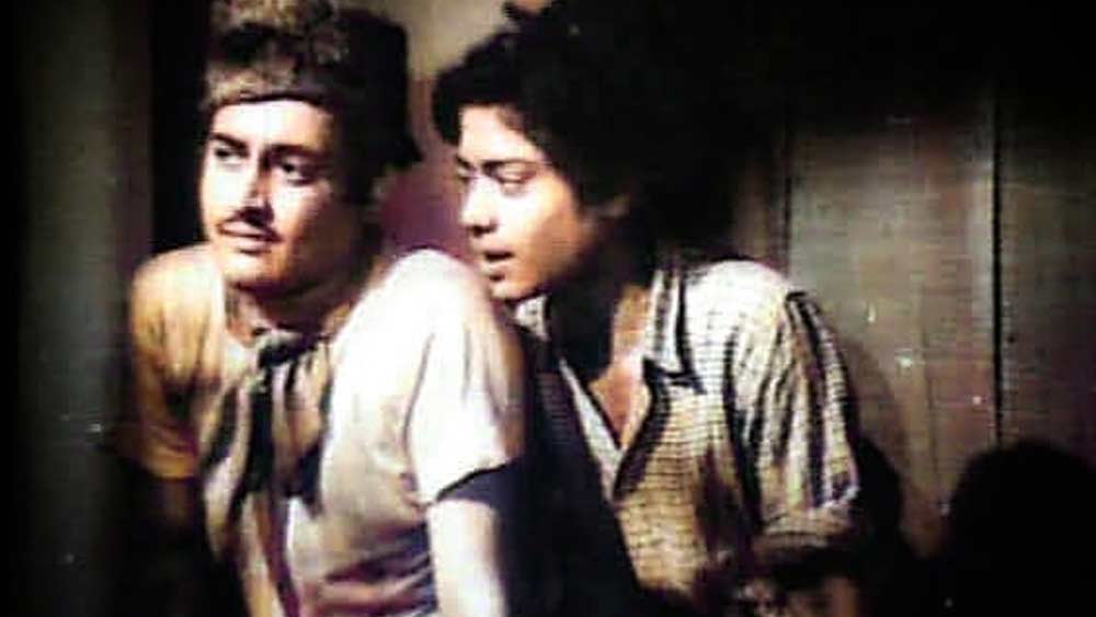 এর পর কাজের সুযোগ আসতেই লাগল। ‘লায়লা মজনু’, ‘মুন্না’, ‘আর পার’ ছবিতে অভিনয় করার পরে সুযোগ এল ‘ধোবি ডক্টর’-এ কাজের সুযোগ।