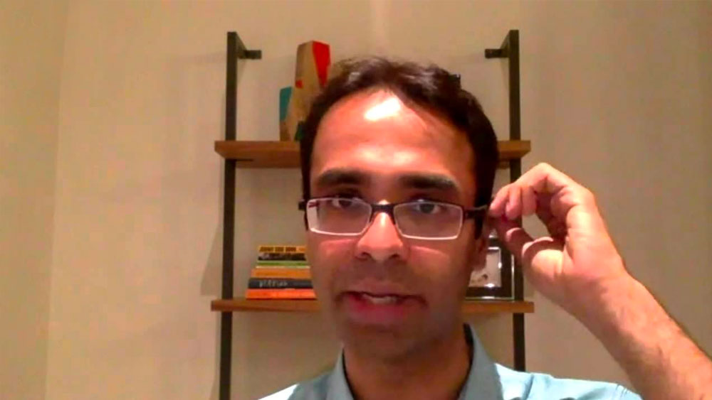 কর্ণের স্বপ্ন, দেশের বেড়াজাল অতিক্রম করে শিক্ষার বিস্তার। বাইজুস-কে তাঁর সংস্থা বিক্রির ফলে তাঁর স্বপ্নপূরণের পথ আরও প্রশস্ত হবে বলে ধারণা কর্ণের। বাইজুস-এর সঙ্গে কাজ করে তিনি নিজের শেখার পরিধি আরও সমৃদ্ধ করতে পারবেন বলে মনে করেন।