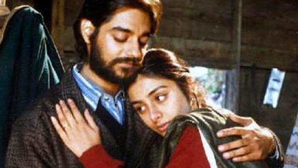 রাজনৈতিক পটভূমিতে তৈরি ছবিটি প্রশংসিত হয়েছিল সমালোচক ও দর্শক, দুই মহলেই। ‘মাচিস’-এর দৌলতে রাতারাতি তারকা হয়ে গিয়েছিলেন চন্দ্রচূড়, তব্বু এবং জিমি শেরগিল। 