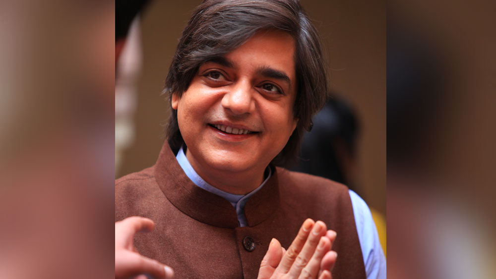 এও জানিয়েছেন, ‘মাচিস’-এর পরে কেরিয়ার নিয়ে তাঁর প্রত্যাশা অনেক বেশি ছিল। কিন্তু সেই উচ্চতাও অধরা থাকায় হতাশ নন তিনি।