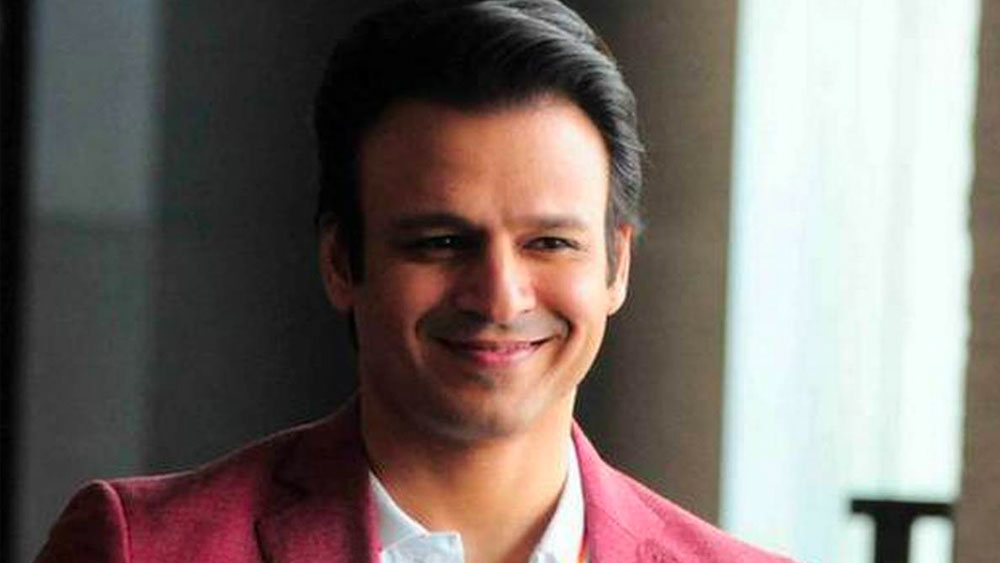 ২০১৯-এ বিবেক সোশ্যাল মিডিয়ায় একটি মিম শেয়ার করেছিলেন। তাঁর এবং সলমনের সঙ্গে ঐশ্বর্যার প্রেম এবং পরে অভিষেকের সঙ্গে বিয়ে—এটাই ছিল মিমের বিষয়। এই মিম পোস্ট করা নিয়ে তীব্র বিতর্ক দেখা দেয়। জাতীয় মহিলা কমিশন থেকে নোটিসও পাঠানো হয় বিবেককে। শেষে তিনি ক্ষমা চান এবং টুইটার হ্যান্ডল থেকে মিমটি সরিয়ে নেন।