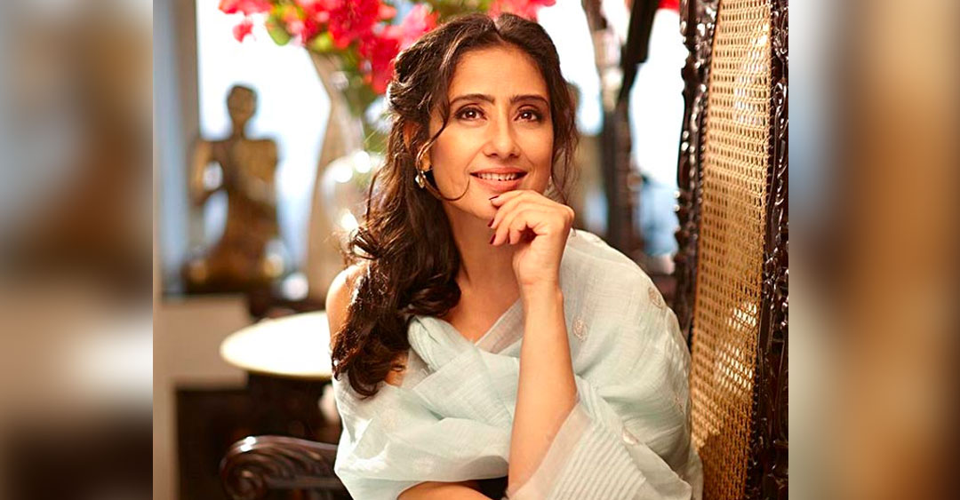 ছবিতে নায়িকা মাধুরীর বোনের চরিত্রে অভিনয়ের জন্য অভিনেত্রী খুঁজছিলেন বিধুবিনোদ। তিনি এই চরিত্রে মনীষাকে মনোনীত করেন। অডিশনের জন্য ডাক পান মনীষা।