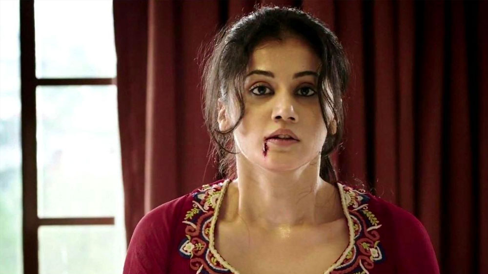 পরের বছর মুক্তি পায় তাপসীর দ্বিতীয় হিন্দি ছবি ‘বেবি’। পর পর দু’টি ছবিতেই বলিউডে নিজের অভিনয়-দক্ষতার ছাপ রাখেন তিনি। তবে সবকিছুকে ছাপিয়ে যান তৃতীয় হিন্দি ছবিতে।