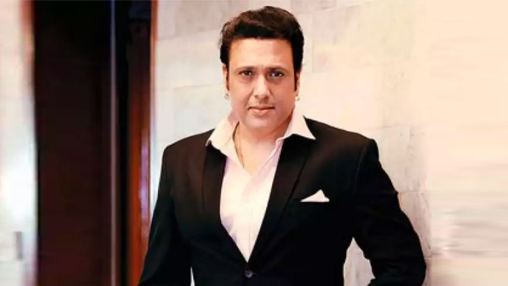 সে রকমই এক জন তারকা গোবিন্দ। নব্বইয়ের দশকের এই সুপারস্টারকে কোনওদিন কর্ণ তাঁর শো-এ অতিথি হতে আমন্ত্রণ জানাননি।