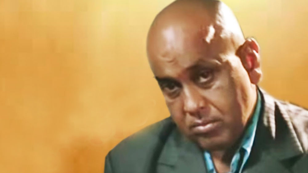 গোটা ঘটনা রাতারাতি নাড়িয়ে দেয় এমবি’কে। তিনি বিশ্বাস করতে শুরু করেন, তাঁর টাইমিংয়ের ভুলেই প্রাণ হারিয়েছে ছেলেটি। ক্রমাগত নিজেকে দোষ দিয়ে যেতে থাকেন তিনি। ইন্ডাস্ট্রির গুঞ্জন, ঘটনার দিন নাকি নেশাগ্রস্ত ছিলেন এমবি।