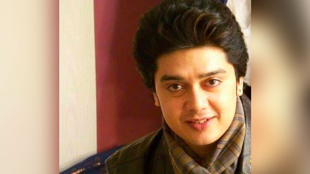 হরিশের জন্ম ১৯৭৫ সালের ১ অগস্ট, হায়দরাবাদে। ১৯৭৯ সালে প্রথম অভিনয় ছবিতে। তেলুগু ছবি ‘মুদুল্লা কোদুকু’-তে তাঁকে দেখা গিয়েছিল শ্রীদেবীর ছেলের ভূমিকায়। দু’ বছর দক্ষিণী ইন্ডাস্ট্রিতে অভিনয়ের পরে তিনি পা রাখেন বলিউডে। ১৯৮১-তে অভিনয় করেন হিন্দি ছবি ‘এক হি ভুল’-এ।