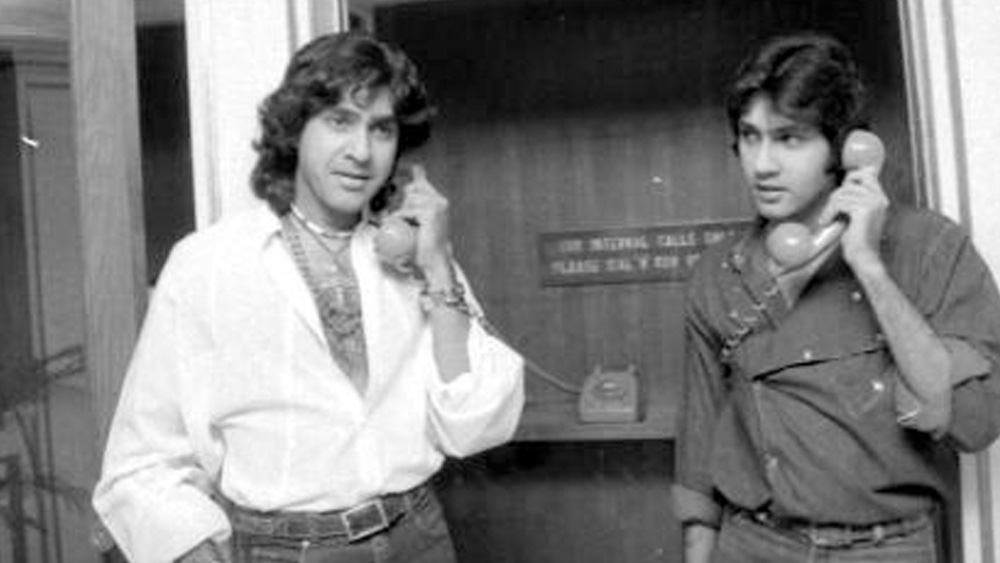 ২০০২ সালে বলিউডে কুমার গৌরবের শেষ ছবি ‘কাঁটে’ মুক্তি পেয়েছিল। সঞ্জয় গুপ্তের পরিচালনায় এই ক্রাইম থ্রিলারে তিনি অভিনয় করেছিলেন। কুমার গৌরবের অন্যান্য ছবির তুলনায় ‘কাঁটে’ বক্স অফিসে কিছুটা সফল হয়েছিল।