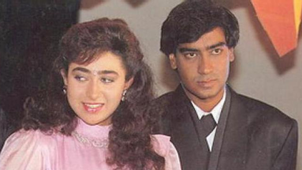 অজয়-করিশ্মা জুটি ছিল ইন্ডাস্ট্রিতে নব্বইয়ের দশকের অন্যতম চর্চিত বিষয়। সে সময় করিশ্মা ছিলেন বলিউডের একচ্ছত্র নায়িকা। অজয়ের সঙ্গে জুটি বেঁধে তিনি অভিনয় করেছিলেন বেশ কিছু সুপারহিট ছবিতে। শোনা যায়, তাঁদের প্রেম শুধু সিনেমার পর্দাতেই থেমে ছিল না। বরং, তা পল্লবিত হয়েছিল বাস্তবেও।