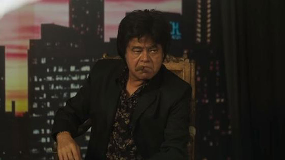 সুধীরের জীবন থেকে অনুপ্রাণিত হয়ে সম্প্রতি ‘কামিয়াব’ ছবিটি তৈরি করেন পরিচালক হার্দিক মেহতা। ছবিতে মুখ্য চরিত্রে অভিনয় করেন সঞ্জয় মিশ্র। ছবিতে তাঁর চরিত্রের নামও ছিল সুধীর।