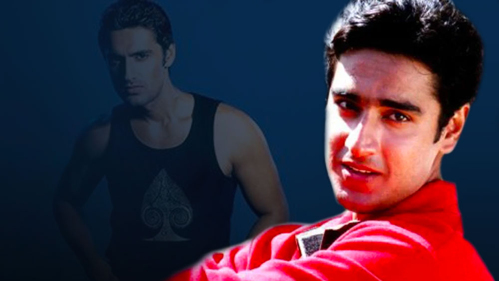 মাধুরী ছাড়াও অন্য তারকাদের সফল কেরিয়ারের অন্যতম কারিগর রাকেশ নাথ। ইন্ডাস্ট্রিতে তাঁর পরিচিতির গণ্ডিও নিছক ছোট নয়। তার পরেও রাকেশের ছেলের ব্যর্থতা চেনা হিসেবের নিরিখে অনেকটাই অপ্রত্য়াশিত।