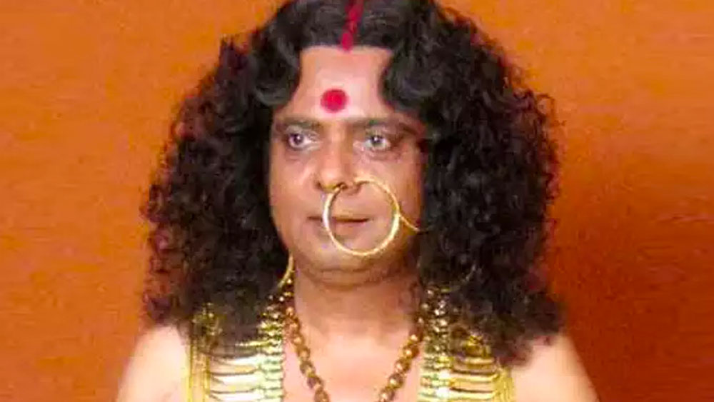 ক্রমে নাটকে অভিনয় করে পারিশ্রমিকও পেতে লাগলেন সদাশিব। আরও বেশি কাজ করার জন্য তিনি পাড়ি দিলেন মুম্বই। সেখানে তিনি কাজ করলেন প্রখ্যাত নাট্যব্যক্তিত্ব বিজয় তেন্ডুলকরের সঙ্গে। তাঁর কাছ থেকেই প্রথম ছবিতে অভিনয়ের প্রস্তাব পান সদাশিব।