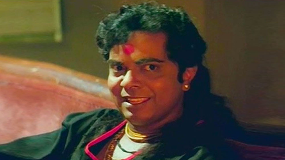 সদাশিব অমরাপুরকরের কেরিয়ারের যাত্রাপথে মাইলফলক আইকনিক ছবি ‘সড়ক’ মুক্তি পেয়েছিল ১৯৯১ সালে। ছবিতে ‘মহারানি’-র চরিত্রে অভিনেতা ঠিক করতে অনেক দিন সময় লেগে গিয়েছিল পরিচালক মহেশ ভট্টের।