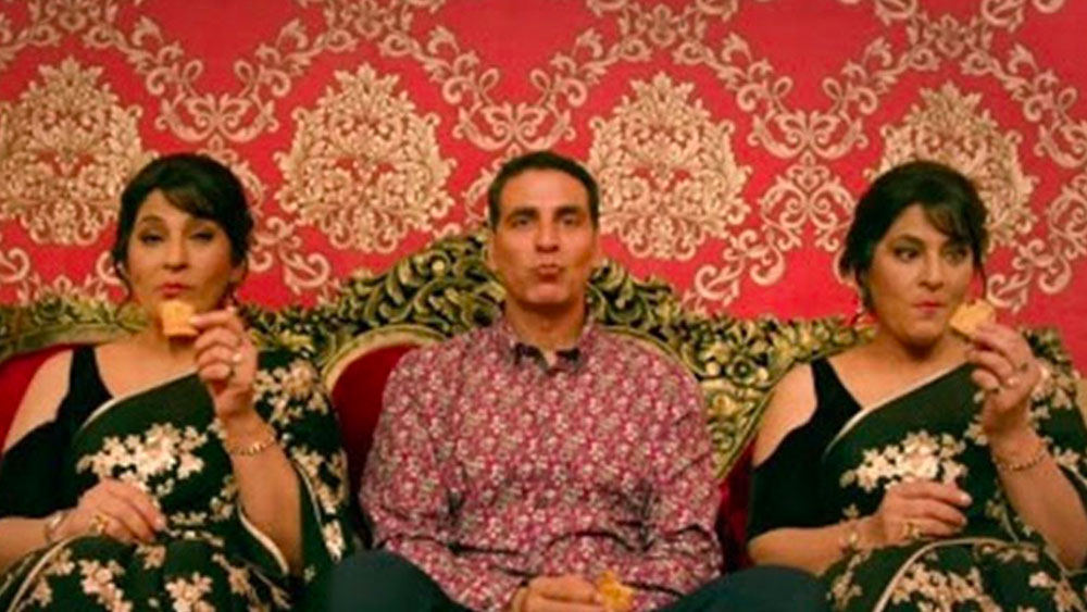 এর পর থেকে কৌতুক চরিত্রেই নিজেকে মেলে ধরেন অর্চনা। ‘মহাব্বতেঁ’, ‘ওয়ে লাকি! লাকি ওয়ে!’, ‘মেরে বাপ পহলে আপ’, ‘মস্তি’-র মতো ছবিতে নতুন ভূমিকায় অর্চনার অভিনয় পছন্দ হয় দর্শকদের। এই ছবিগুলির সূত্রেই ছোট পর্দার বিভিন্ন স্ট্যান্ড আপ কমেডি শোয়ের অংশ হয়ে ওঠেন তিনি। 