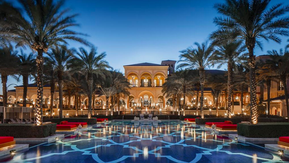 ওয়ান অ্যান্ড দি ওনলি পাম হোটেলে রয়েছেন রাজস্থান রয়্যালসের তারকা ক্রিকেটাররা।