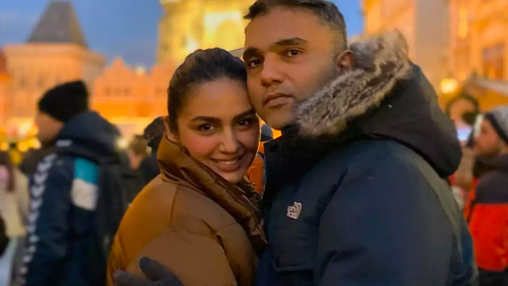 হুমার জীবনে এখন বিশেষ পুরুষ পরিচালক মুদস্সর আজিজ। ‘হ্যাপি ভাগ যায়েগি’, ‘পতি পত্নী অউর ওহ’ ছবির পরিচালক আজিজের সঙ্গে সম্পর্কের কথা নিজেই স্বীকার করেছেন হুমা।
