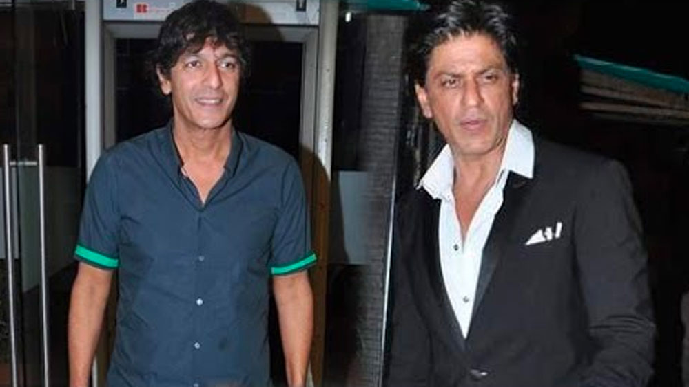 এক বার শাহরুখকে গ্রেফতার করা হয়েছিল। সে বার তাঁর জামিন পাওয়ার ব্যবস্থা করেছিলেন অন্তরঙ্গ বন্ধু চাঙ্কি-ই।