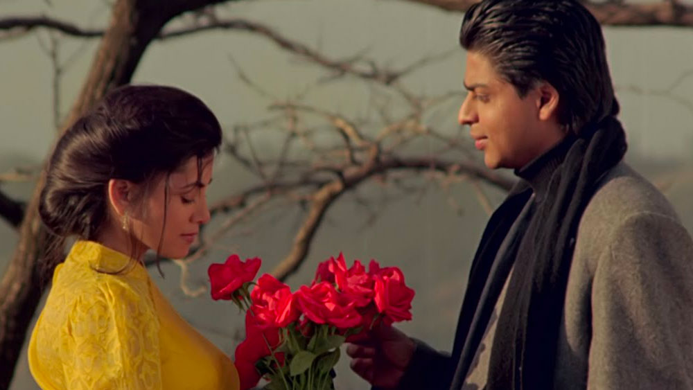 ১৯৯২ সালে কেরিয়ারের শুরুর দিকে শাহরুখ ‘মায়া মেমসাব’ ছবিতে অভিনয় করেছিলেন। কেতন মেহতার পরিচালনায় এই ছবিতে শাহরুখের বিপরীতে ছিলেন দীপা শাহি।