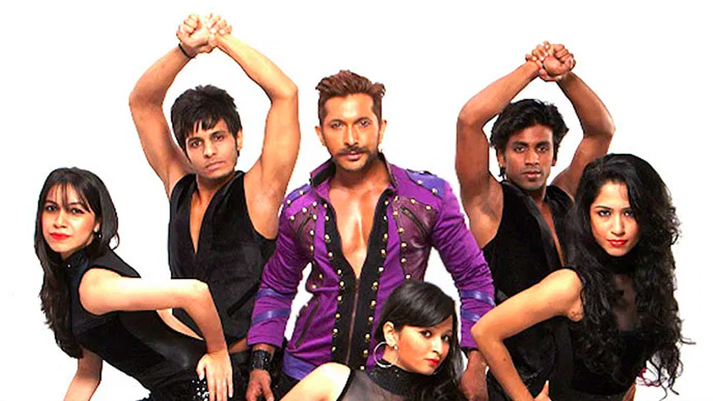 বলিউডে কাজের যোগ্যতা সব দিক দিয়েই ছিল টেরেন্সর। তিনি ইন্ডাস্ট্রিতে প্রচলিত গুরু-শিষ্য পরম্পরা তাঁর ভাল লাগত না। বলিউডে সাধারণত একজন প্রধান কোরিয়োগ্রাফার থাকেন। তাঁর অধীনে থাকেন সহকারীরা। যখন প্রধান কোরিয়োগ্রাফার কাজ করছেন না, তখনই তাঁর অধীনস্থরা সুযোগ পান। এই ব্যবস্থা পছন্দ ছিল না টেরেন্সের।