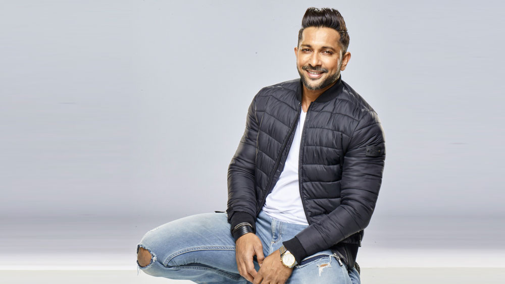 সাক্ষাৎকারে টেরেন্স জানিয়েছেন, তিনি টেলিভিশনে কাজ করে খুশি। নতুন প্রজন্মকে নিজের হাতে সেই মঞ্চে তৈরি করে নিতে পারেন তিনি। ভাল সুযোগ পেলে ছবিতেও কাজ করবেন। কিন্তু তার জন্য নিজে কারও কাছে কাজ চাইতে পারবেন না। তাঁর কথায়, যখন হিন্দি ছবির নায়িকাদের ফিটনেস প্রশিক্ষক ছিলেন, তখনও মুখ ফুটে কাজ চাননি। এখনও চাইতে পারবেন না।