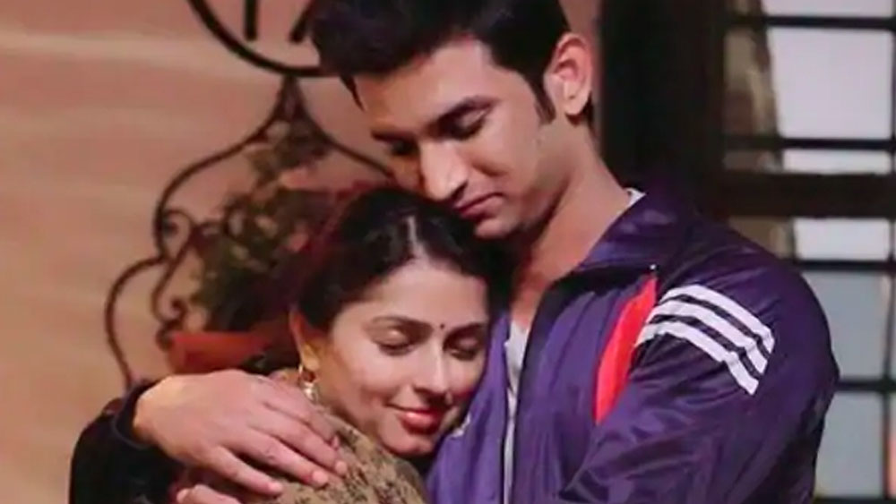 ভূমিকা জানতেন তিনি আর নায়িকা হতে পারবেন না। তিনি এ বার অভিনয় করেন ‘এম এস ধোনি: দ্য আনটোল্ড স্টোরি’-তে। সেখানে তিনি সুশান্ত সিংহ রাজপুতের বোন হয়েছিলেন। কিন্তু দর্শকদের কাছে তাঁর এই কামব্যাক বিশেষ গুরুত্ব পায়নি।