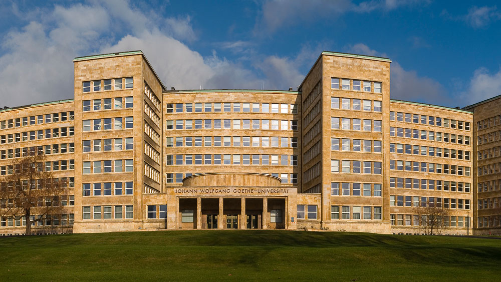 ইংল্যান্ডে গিয়েও কাউন্টি ও ক্লাব ক্রিকেট খেললেন অনুরাধা। বিশ্ববিদ্যালয়ের হয়েও প্রতিনিধিত্ব করেছেন তিনি। ২০১১ সালে পিএইচডি করার সুযোগ পেলেন জার্মানির গ্যেয়েঠে ইউনিভার্সিটি থেকে। এক বছর লাগল নতুন শহর ফ্রাঙ্কফুর্টের জীবনযাত্রার সঙ্গে মানিয়ে নিতে।