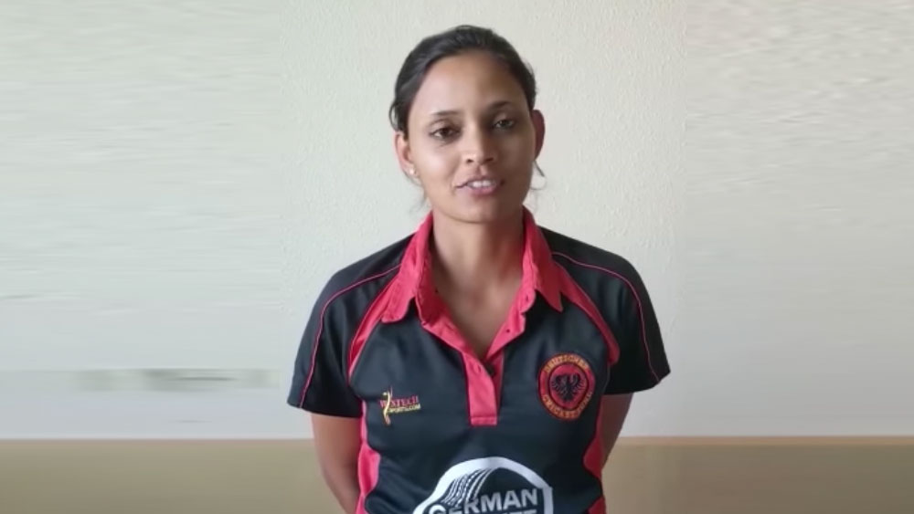 জার্মানিতে জনপ্রিয়তার নিরিখে অন্যান্য খেলার তুলনায় বহু পিছিয়ে ক্রিকেট। অনুরাধা ঠিক করলেন দেশ জুড়ে জনপ্রিয় করতে হবে বাইশ গজের খেলাকে। বিভিন্ন ক্লাব ও বিশ্ববিদ্যালয়ে ঘুরে ঘুরে তিনি প্রচার করতে লাগলেন। বিলি করলেন পুস্তিকা।