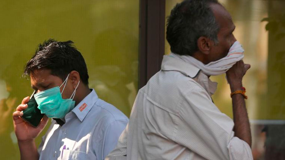 এই করোনা কালে সারা দেশের জিয়োর গ্রাহক সংখ্যা বেড়েছে ৩৬ লক্ষ। যার জেরে এই মুহূর্তে দেশে জিয়োর মোট গ্রাহক সংখ্যা ৩৯ কোটি ৩০ লক্ষ।