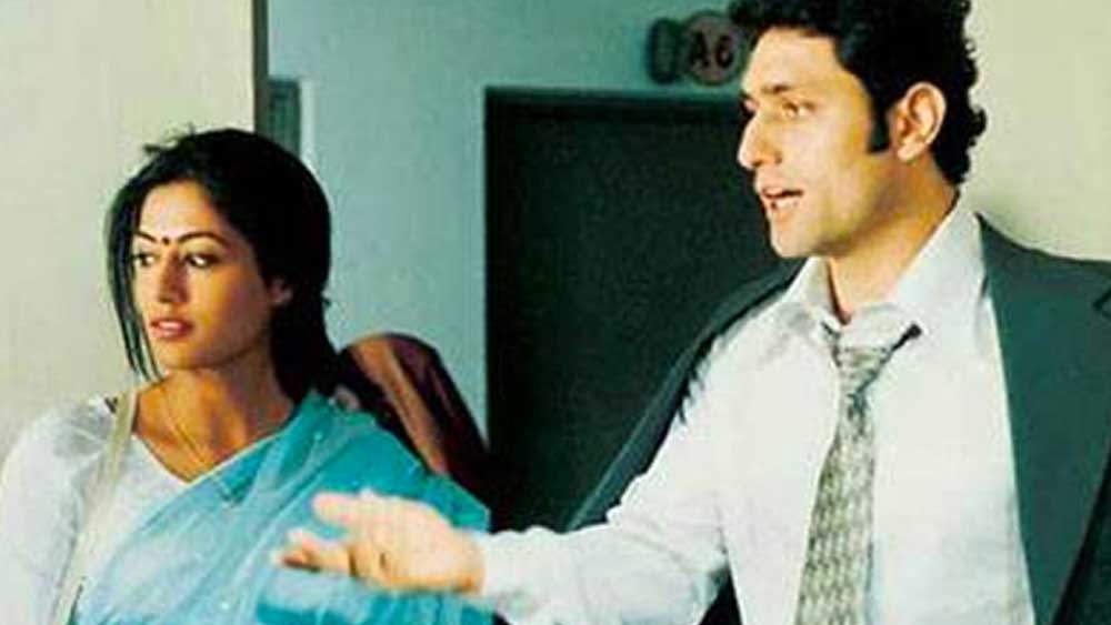 নিজের ছবি ‘হাজারোঁ খাহিশেঁ অ্যায়সি’-র জন্য নতুন মুখ খুঁজছিলেন পরিচালক সুধীর মিশ্র। বিজ্ঞাপনে শাইনীকে দেখে তাঁর পছন্দ হয়। ছবির বিক্রম মলহোত্র চরিত্রের জন্য দুশোর বেশি তরুণের সঙ্গে অডিশন দিয়ে মনোনীত হন শাইনী।