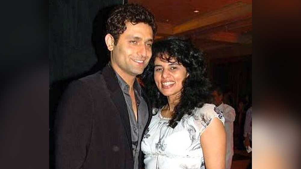 তাঁর মতো প্রতিভাবান অভিনেতার গ্রেফতারিতে চাঞ্চল্য পড়ে যায় সব মহলে। জীবনের এই কঠিন সময়ে শাইনীর পাশে ছিলেন তাঁর স্ত্রী অনুপম। মূলত স্ত্রীর উদ্যোগে এবং তাঁর আইনজীবীর চেষ্টায় তিন মাস কারাবাসের পরে জামিন পান শাইনী।