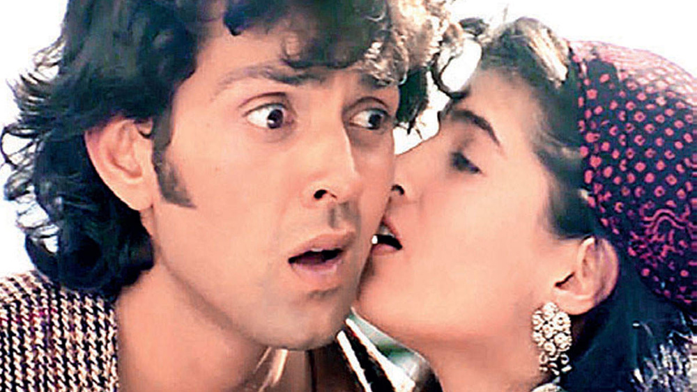 তাঁর অভিনয়ে হাতেখড়ি অবশ্য শৈশবেই। ১৯৭৭-এ ববি শিশুশিল্পী হিসেবে অভিনয় করেছিলেন ‘ধরমবীর’ ছবিতে। এর পর নায়ক হিসেবে আত্মপ্রকাশ, ১৯৯৫ সালে, ‘বরসাত’ ছবিতে।