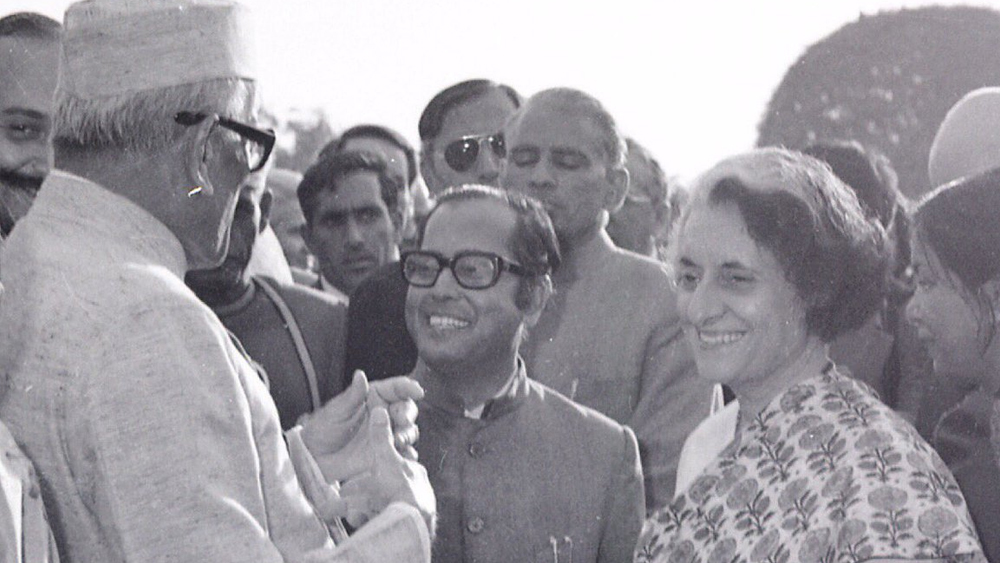 সে বছরই জুলাই মাসে রাজ্যসভার সাংসদ নির্বাচিত হন প্রণব মুখোপাধ্যায়। তার পর মোট চার বার,  ১৯৭৫, ’৮১, ’৯৩ এবং ’৯৯ সালে রাজ্যসভায় নির্বাচিত হন তিনি। ১৯৮০-র জানুয়ারি থেকে ১৯৮৪-র ডিসেম্বর পর্যন্ত তিনি রাজ্যসভায় কংগ্রেসের দলনেতাও ছিলেন।