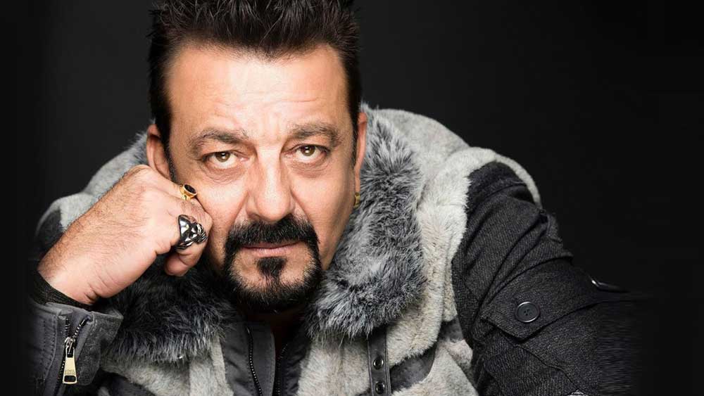 নিজের ‘প্লে বয়’ ভাবমূর্তি নিয়ে তিনি খুশি। নিজেই এক সাক্ষাৎকারে জানিয়েছিলেন সুনীল-পুত্র। এমনকি, তাঁর স্বীকারোক্তি, তিনি একইসঙ্গে তিন জন বান্ধবীর সঙ্গেও ডেটিং করেছেন!