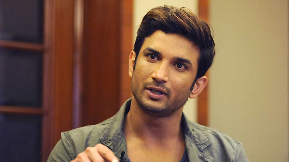 স্মিতার কথা থেকে এ-ও জানা গিয়েছে, ঠিক ছিল, ১৩ জুন সুশান্তের বাড়িতে আবার আসবেন মিতু। কিন্তু তিনি আসতে পারেননি। সুশান্তকে ফোন করেন। ফোন ধরেননি সুশান্ত। মিতু ফোন করেন সুশান্তের বন্ধু সিদ্ধার্থকেও। সিদ্ধার্থ পিঠানি সুশান্তের সঙ্গে একই ফ্ল্যাটে ছিলেন। তিনি জানান, ঠিক আছেন সুশান্ত।