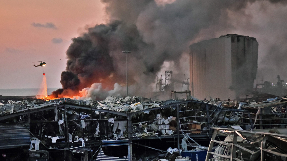 এত বিপুল পরিমাণে বিস্ফোরক কী ভাবে মজুত করা হল, কেনই বা তা মজুতের ক্ষেত্রে সতর্কতামূলক ব্যবস্থা নেওয়া হয়নি, তা খতিয়ে দেখা হচ্ছে। এই ঘটনার জন্যা যারা দায়ী তাদের কঠোরতম শাস্তি দেওয়া হবে বলেও হুঁশিয়ারি দিয়েছেন লেবাননের প্রধানমন্ত্রী। একটা তদন্তকারী কমিটি গঠন করে পাঁচ দিনের মধ্যে রিপোর্ট দিতে বলা হয়েছে।