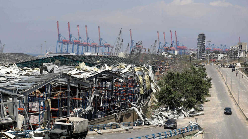 বেইরুট শহরের চারটি হাসপাতাল এই বিস্ফোরণে ক্ষতিগ্রস্ত হয়েছে। যদিও সেগুলি যতটা সম্ভব সচল রাখার চেষ্টা হচ্ছে বলে জানিয়েছে স্বাস্থ্য দফতর। শহরের ৯০ শতাংশ হোটেলও ক্ষতিগ্রস্ত হয়েছে বলে জানিয়েছে লেবাননের সংবাদমাধ্যম।