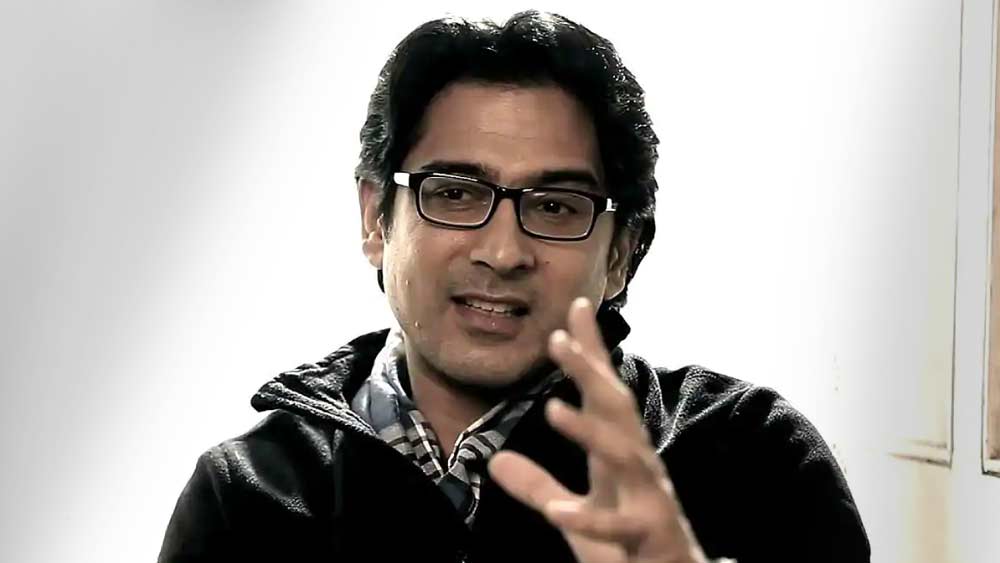 আদতে দিল্লির ছেলে সমীর পরে পরিবারের সঙ্গে এসেছিলেন বেঙ্গালুরু শহরে। সেখানেই শেষ করেন পড়াশোনা।